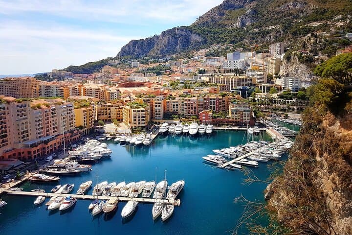 Private Transfer From Cannes to Monaco With a 2 Hour Stop in Nice