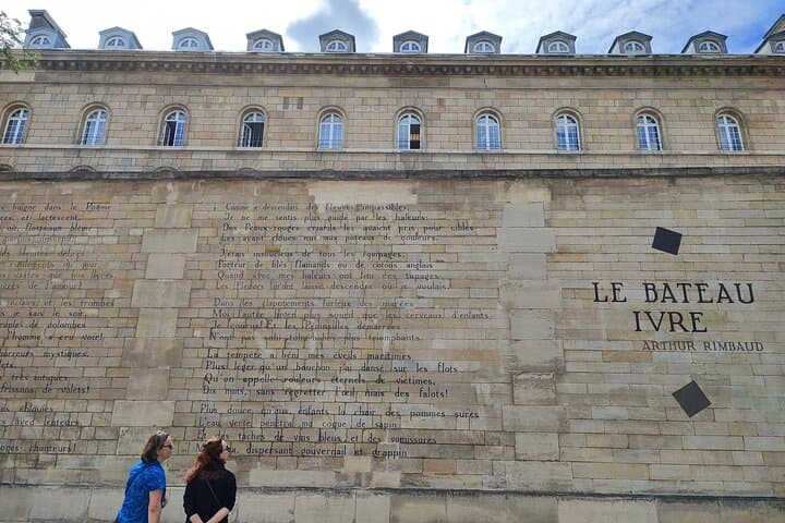 Best Bits of Paris: Paris in a Day - Walking & Metro Tour