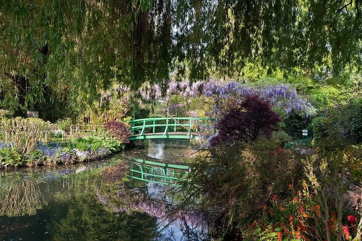 Private Tour in Giverny, Seine with Wine Tasting