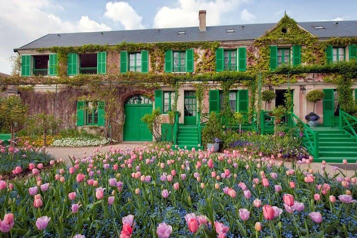 Private Tour in Giverny, Seine with Wine Tasting