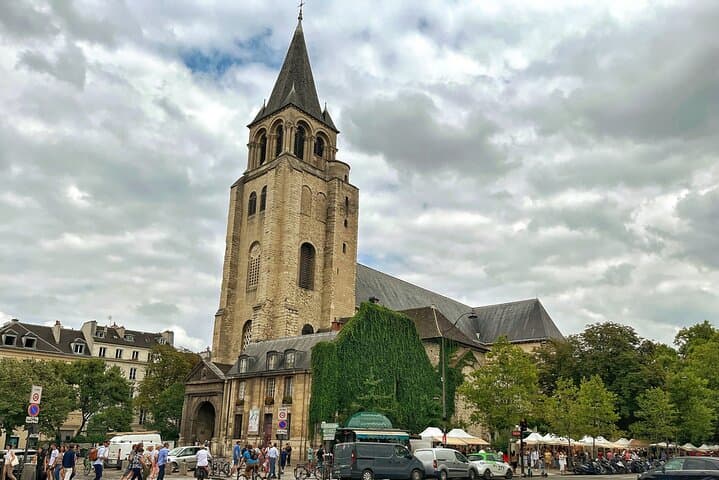Giverny and Saint Germain des Prés with Private Transportation
