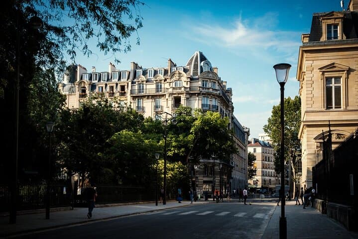 Private Tour in Paris with BVA Transfer
