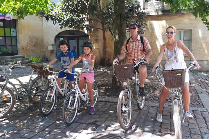 Bordeaux bike tour "The Best of Bordeaux"