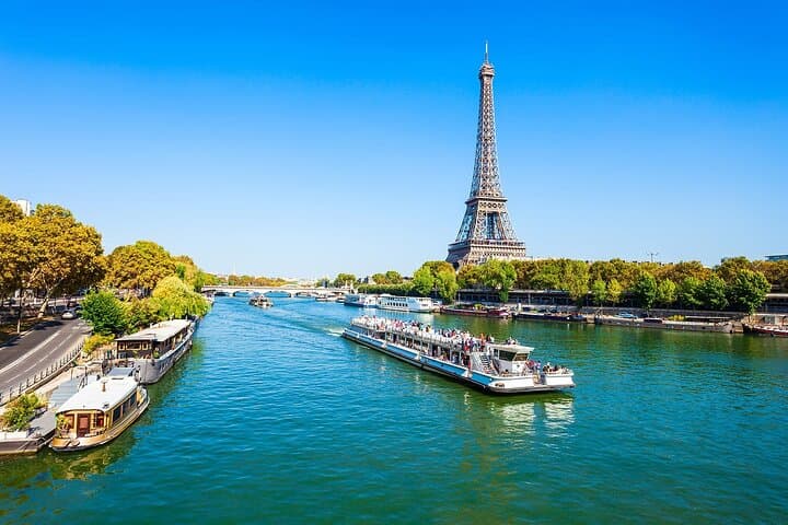 Paris Private Vintage Car Tour & River Cruise with CDG Transfers