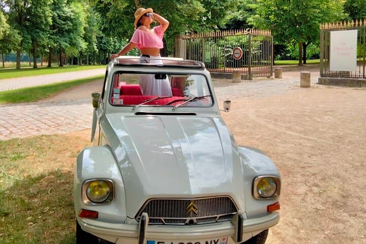 2-Hour Private Tour of Versailles in a Vintage Car (2CV)