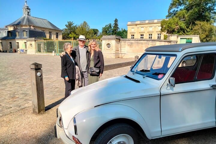 2-Hour Private Tour of Versailles in a Vintage Car (2CV)