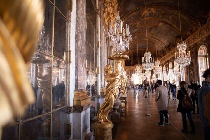 Versailles Royal Palace & Gardens Semi-Private Tour Max 6 People with Exclusive King's Apartments