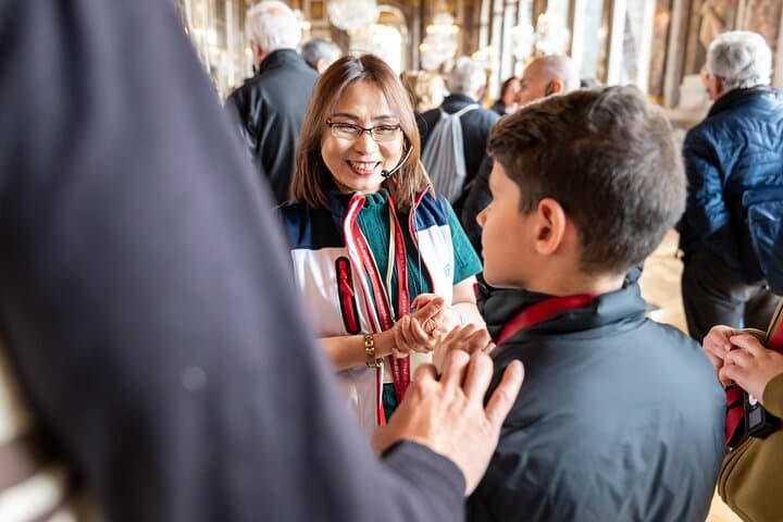 Versailles Private Guided Tour - Reserved Entry Included