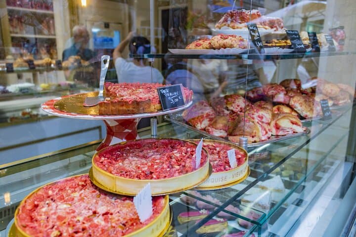 Explore Downtown Lyon's Food Scene with Local Expert