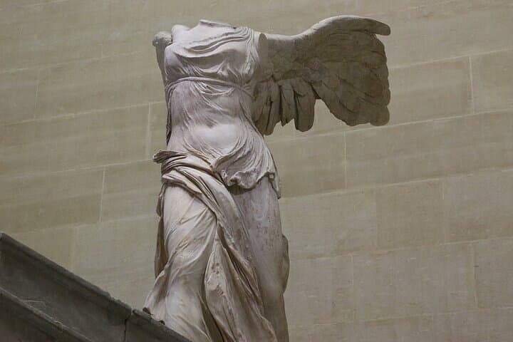 Louvre Museum & Mona Lisa Semi-Private Guided Tour (Max 6 People)