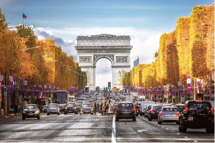 Paris: Private Customizable Full-Day Tour with Hotel Transfer