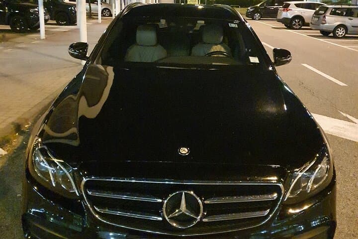 Private Transfer from La Rochelle Port to Nantes Airport (NTE)