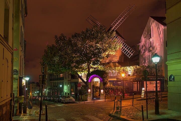 Guided tour of Montmartre and Cruise on the Seine