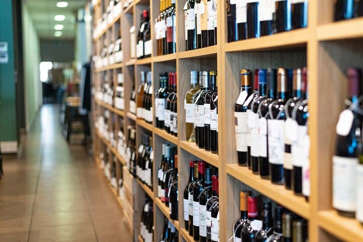 Bordeaux Chartrons Food & Wine Tour – The Story of Bordeaux Wine