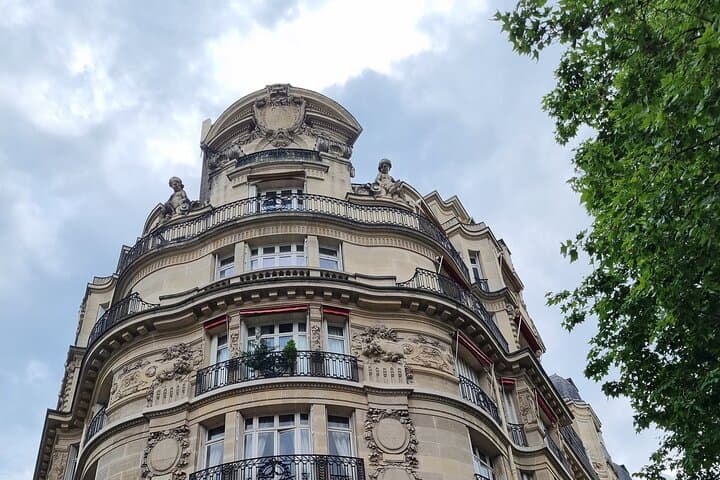 the incredible facades of rue Émile Deschanel