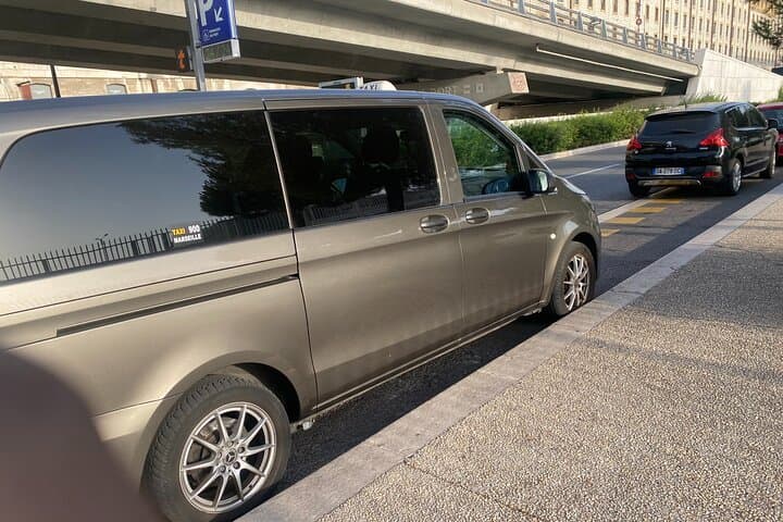 Private transfer Marseille - Avignon