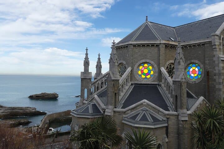 Outdoor Escape Game Biarritz - Beach Surfing and Spying