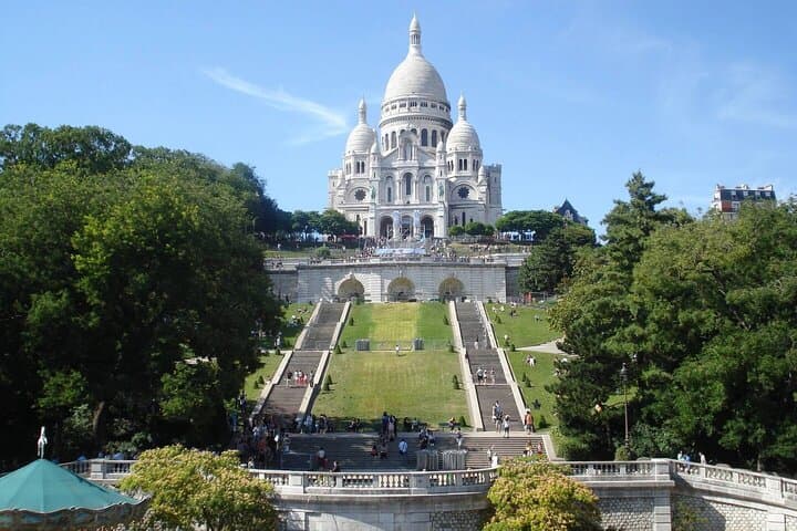Montmartre and the Sacré-Coeur with the best guides in Paris