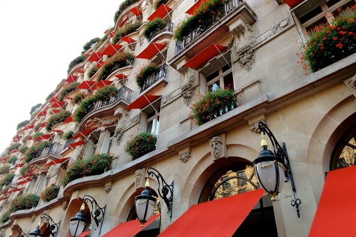 Emily in Paris Filming Locations on Private Tour with Local Guide