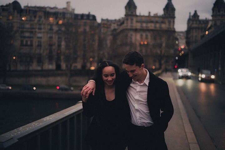 Photoshoot with a Pro Photographer in Paris