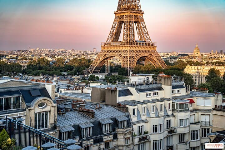 Transfer: Charles Gaulle Airport-CDG to Paris City Center