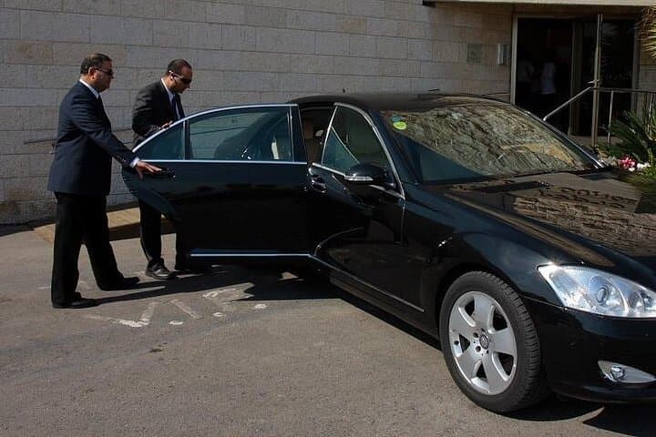 WAZUP Private Secure Paris Airport Transfer