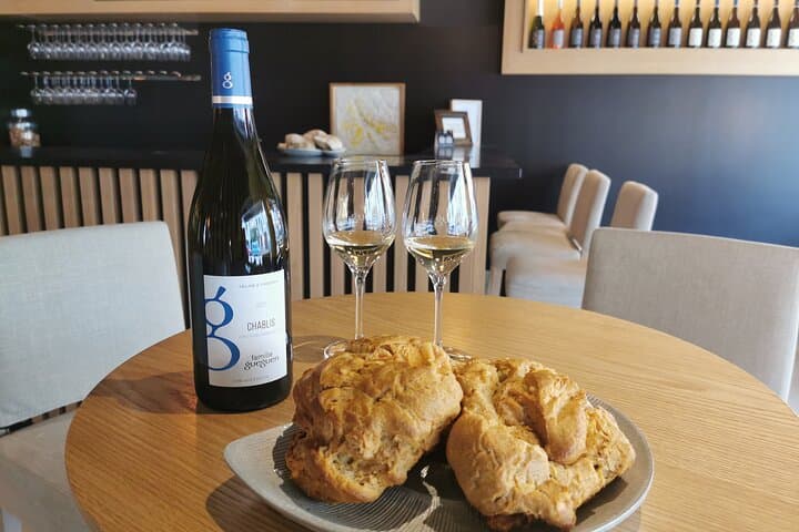 Wine tasting Auxerrois and Chablis wines with gougères