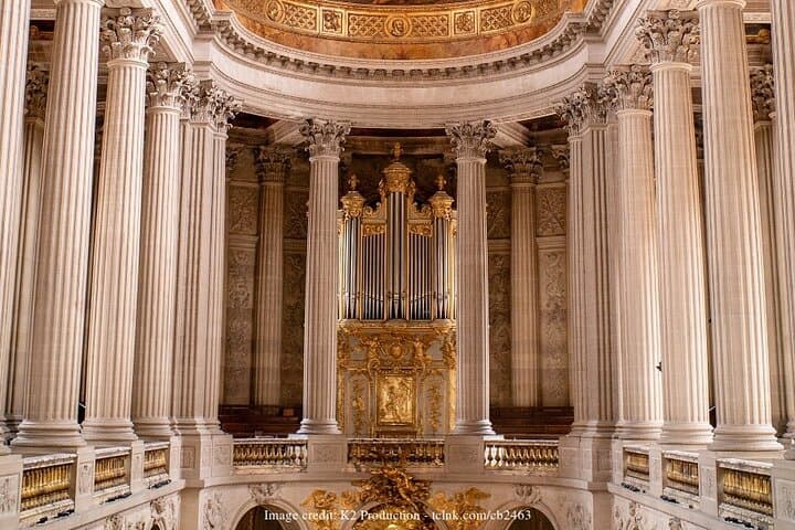 The Palace of Versailles & Gardens: Private Day Trip from Paris