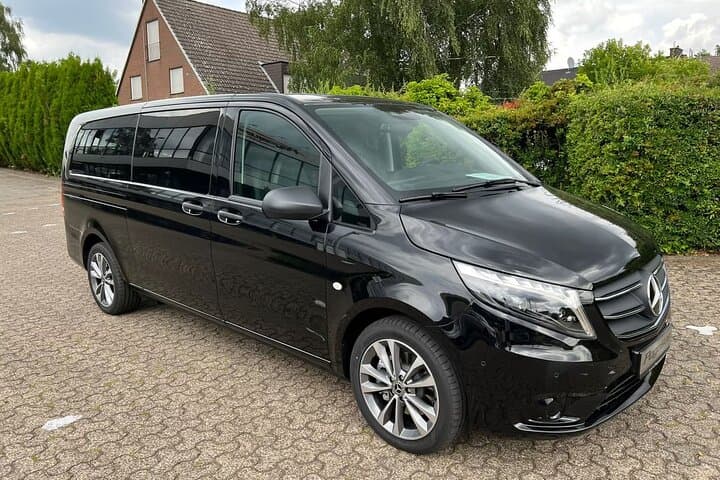 Private Transfer From and To Marseille Port and Airport