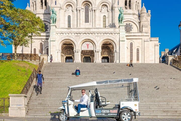 Private Two-Hour TukTuk Tour in Paris