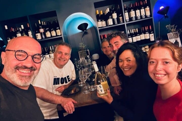 Blind wine tasting - discover wine differently