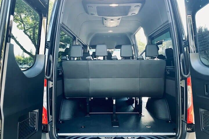 Private Minibus Departure from Avignon to Avignon Airport AVN