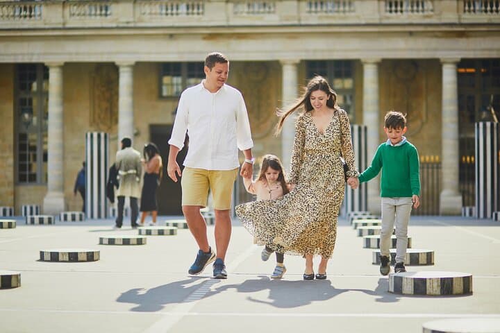 Kid-friendly Marais Private Tour in Paris including Jewish Quarter
