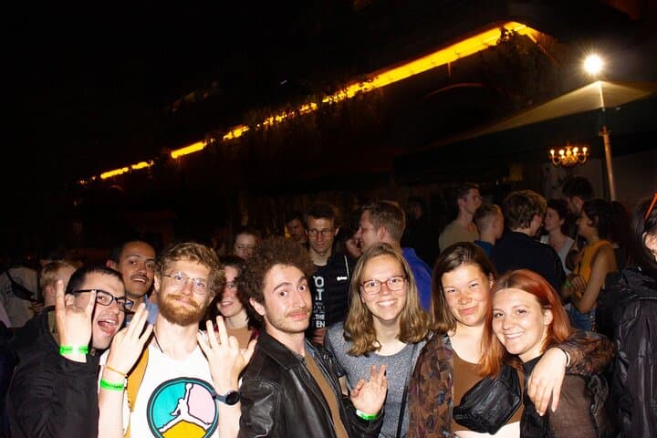 Paris: The Original Pub Crawl + Free Shots + VIP Club Entry
