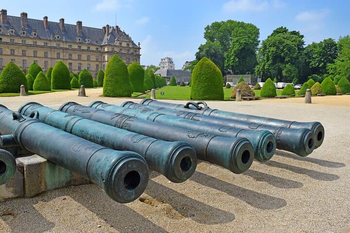 Napoleon's Guided Tour for Kids & Families in Paris