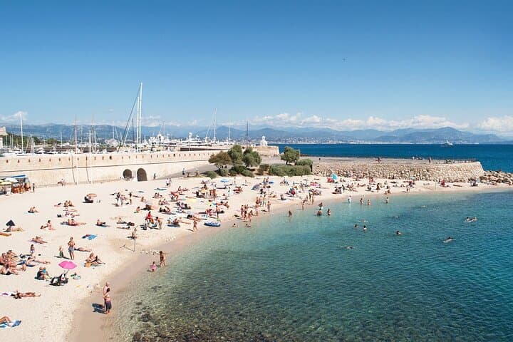 Private Cannes and Antibes Day Trip from Saint-Tropez