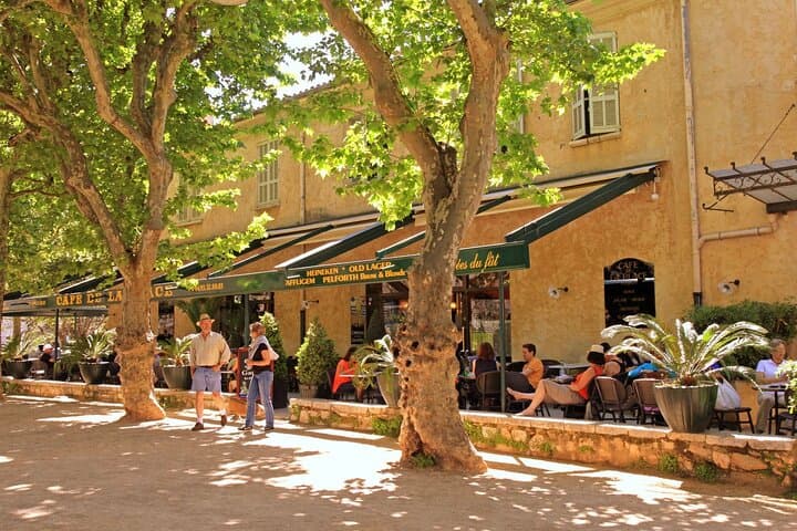 Glass Blowers, Art Galleries and Medieval Villages on the Riviera