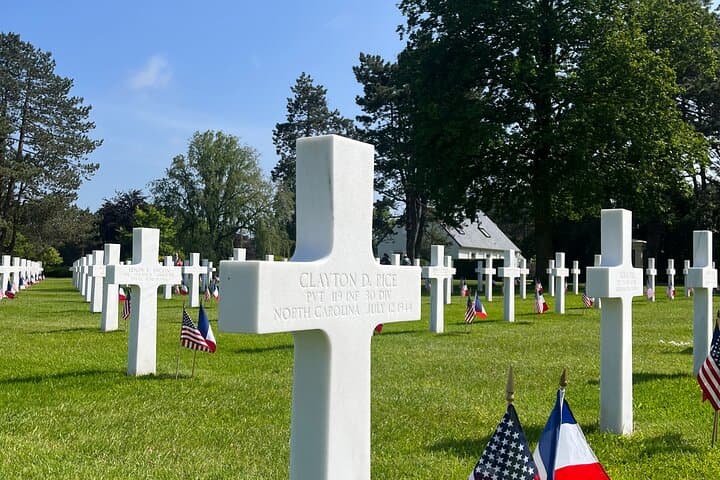 Normandy: Private tour D-Day Beaches & Memorial DE Caen