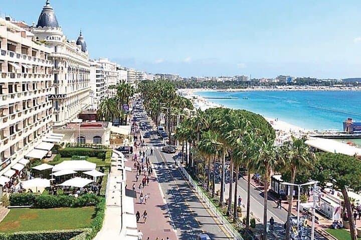 Shared Guided Half Day Tour at Cannes and Antibes