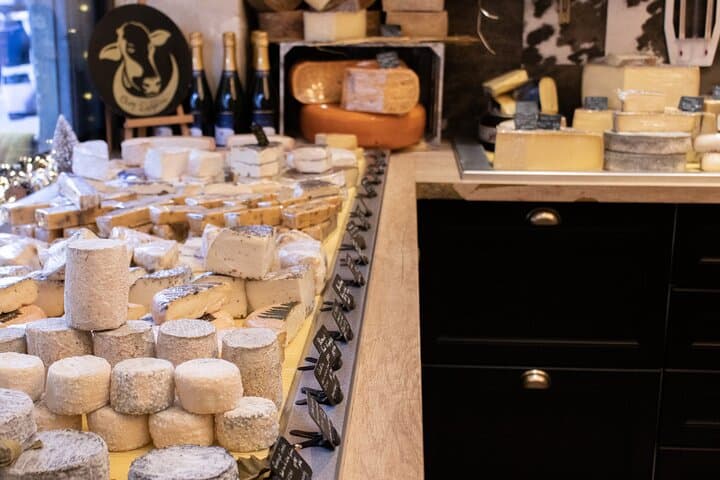 Bordeaux Historic and Gourmet Food Walking Tour