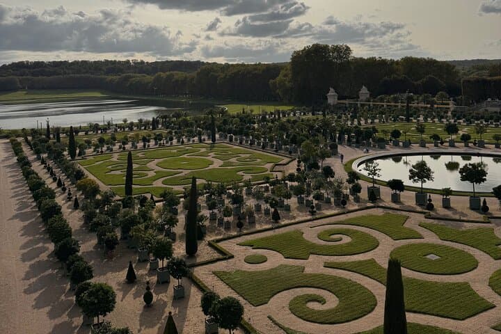 Private 5-hour tour to Palace of Versailles from Paris Hotel