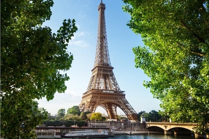 CDG - ORLY (ORY) airport to Paris, with a fluent English driver