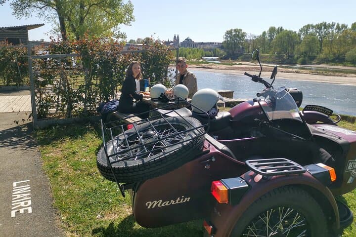 Private Half Day Tour Check-out from Saumur