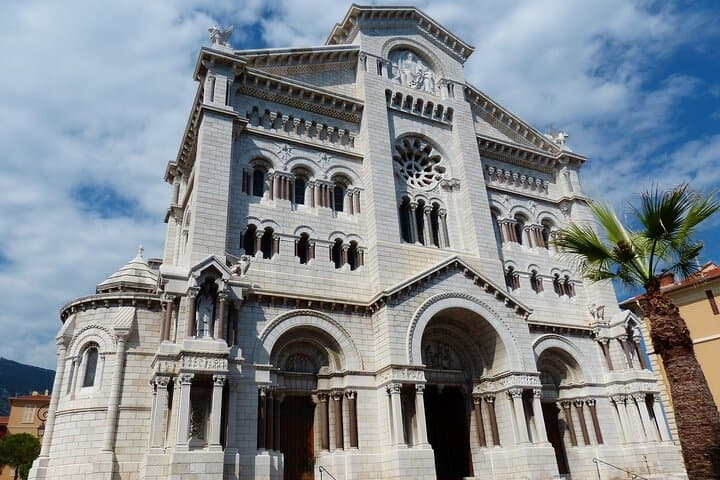 Half day Guided Tour: Monaco and Èze from Nice - local Highlights