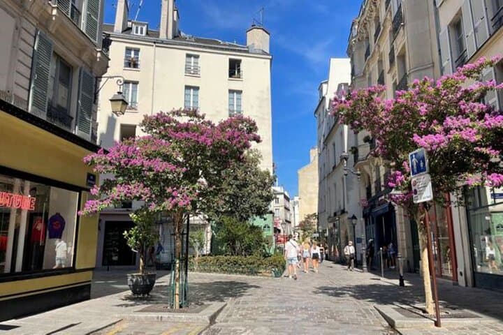 Paris Private Tour - Food & Cultural Tour, Le Marais district