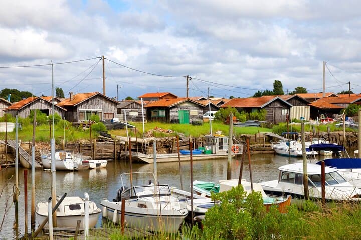 Gujan-Mestras and oysters
