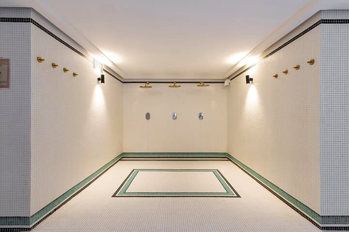 Access to the SPA in Biarritz