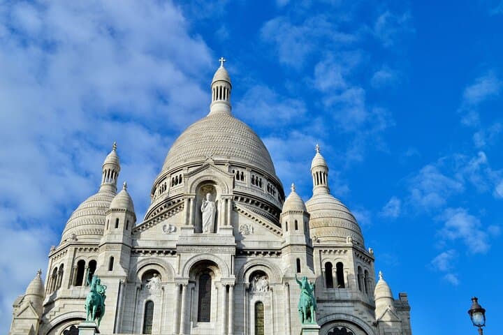 Private Full-Day Paris Tour: 7 Iconic Sights by Mercedes