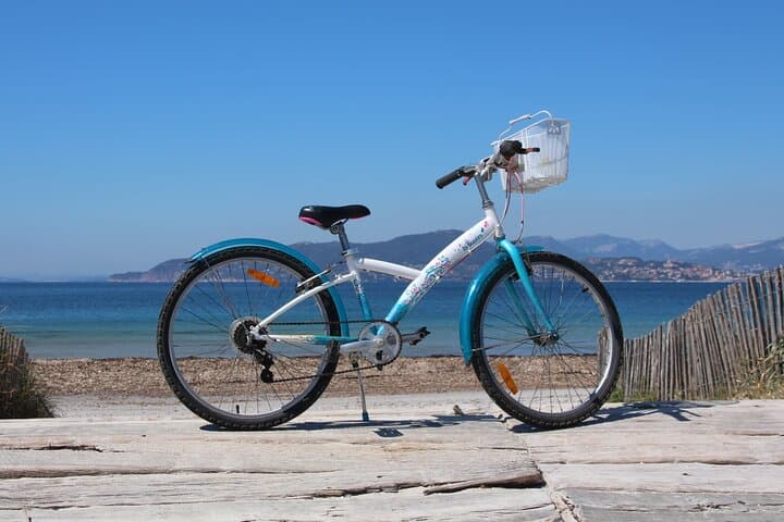 Bike rental for the whole family in Hyères
