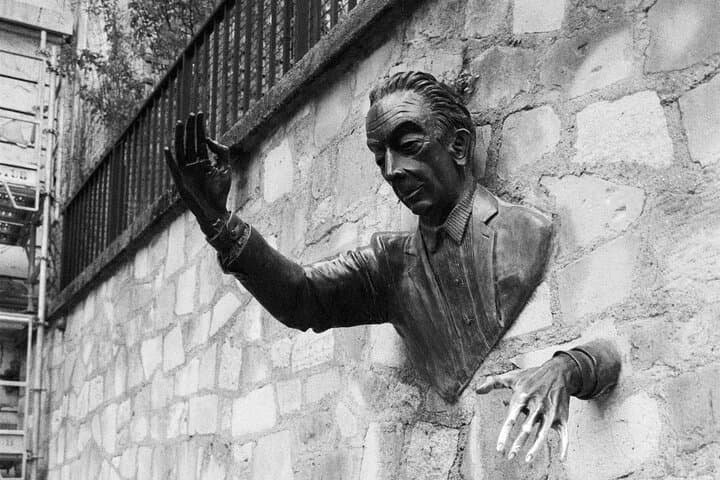 The Ultimate Montmartre Semi-Private Walking Tour & Sacre Coeur